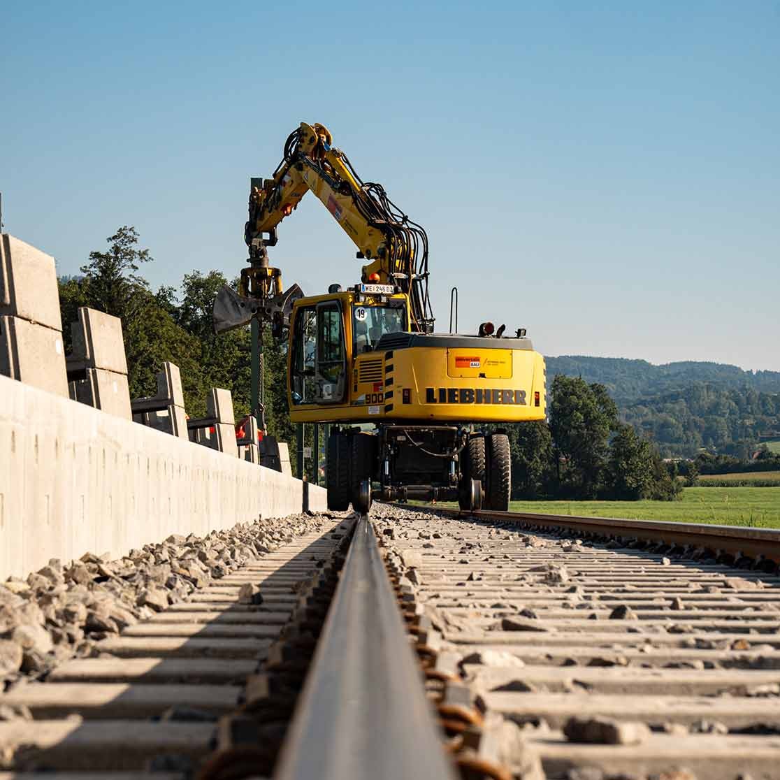 Bagger auf Schienen